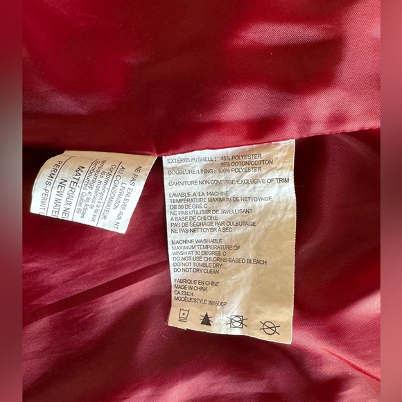 “SOLD” Red Trench Coat with a belt - Picture 7 of 7